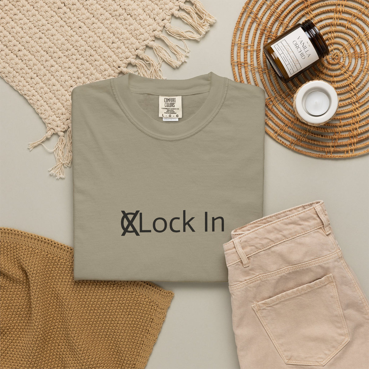 Lock in T shirt