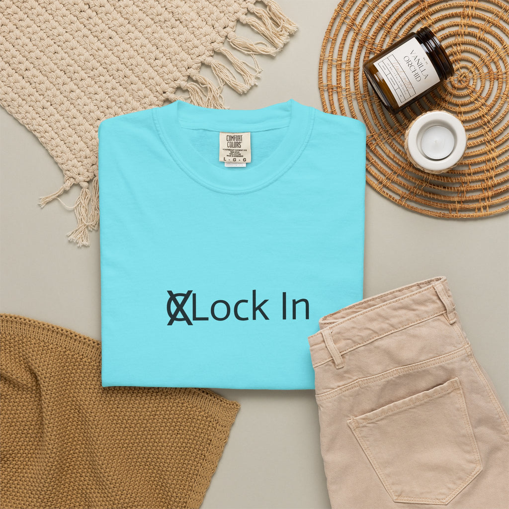 Lock in T shirt