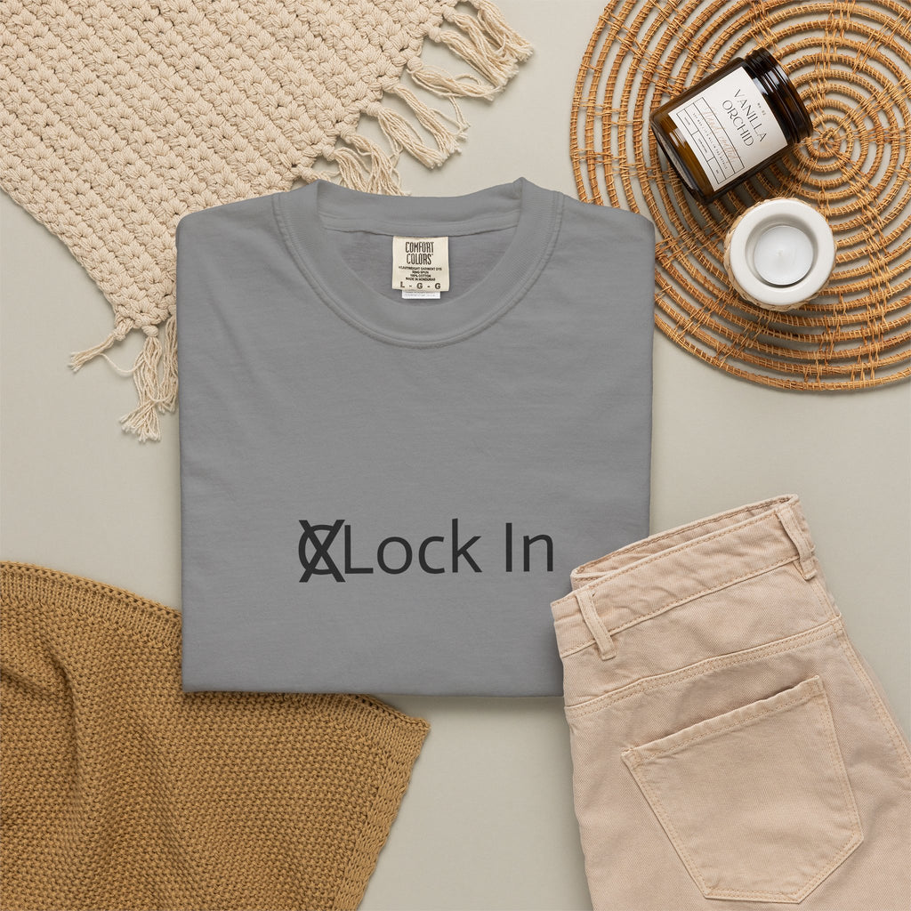 Lock in T shirt